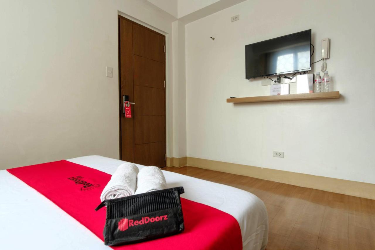 Reddoorz Near V Mapa Station Hotel Manila Exterior photo